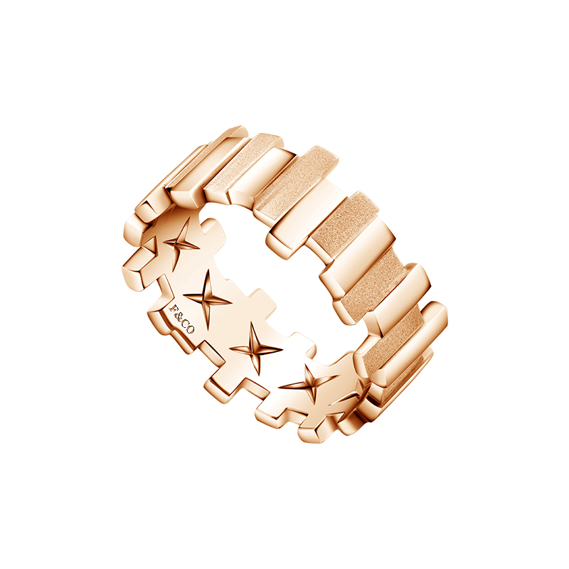 Amarem Couple Ring dari Love Poetry Collection, Frank & co. x Monica Ivena