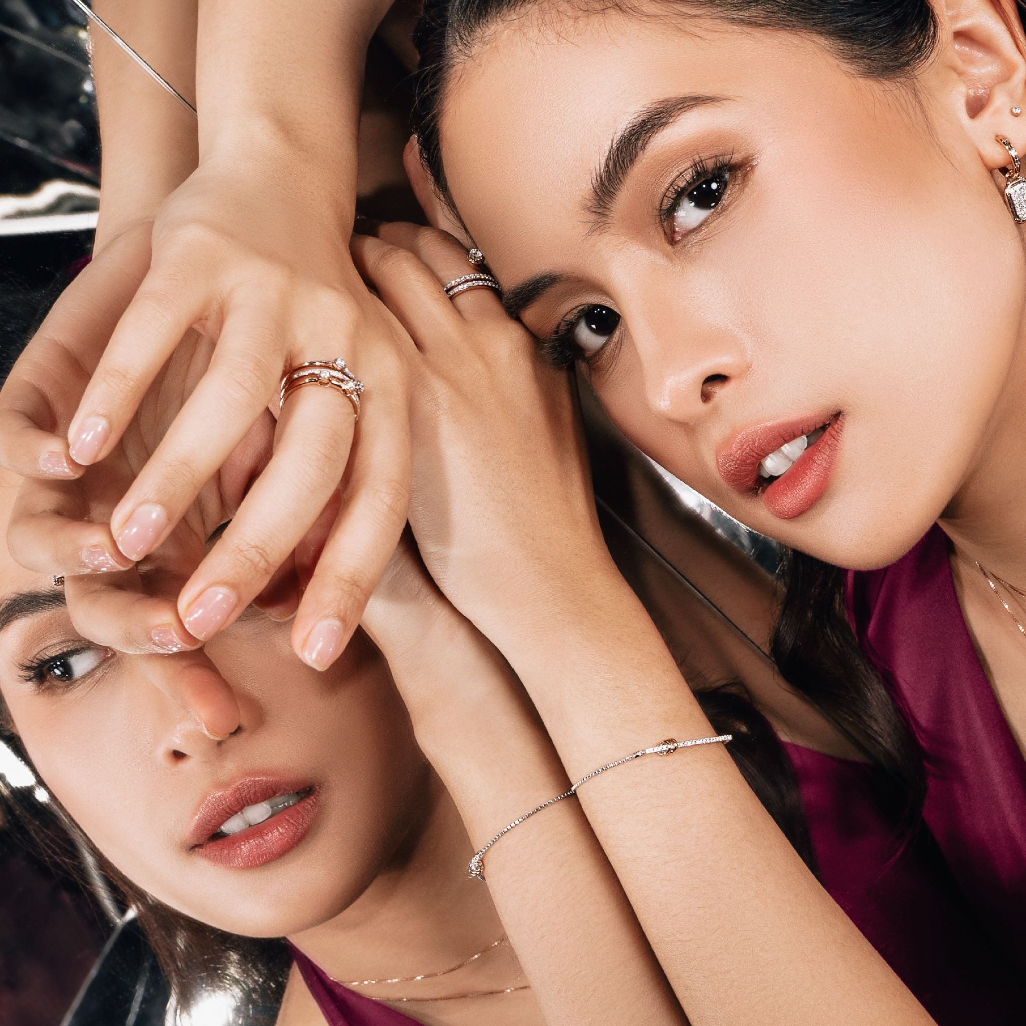 Mix and Match Diamond Bracelet dengan Perhiasan Lainnya Untuk Tampil Memukau