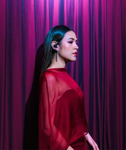 Pesona&nbsp;Raisa&nbsp;dengan&nbsp;Diamond Earrings Frank & co.