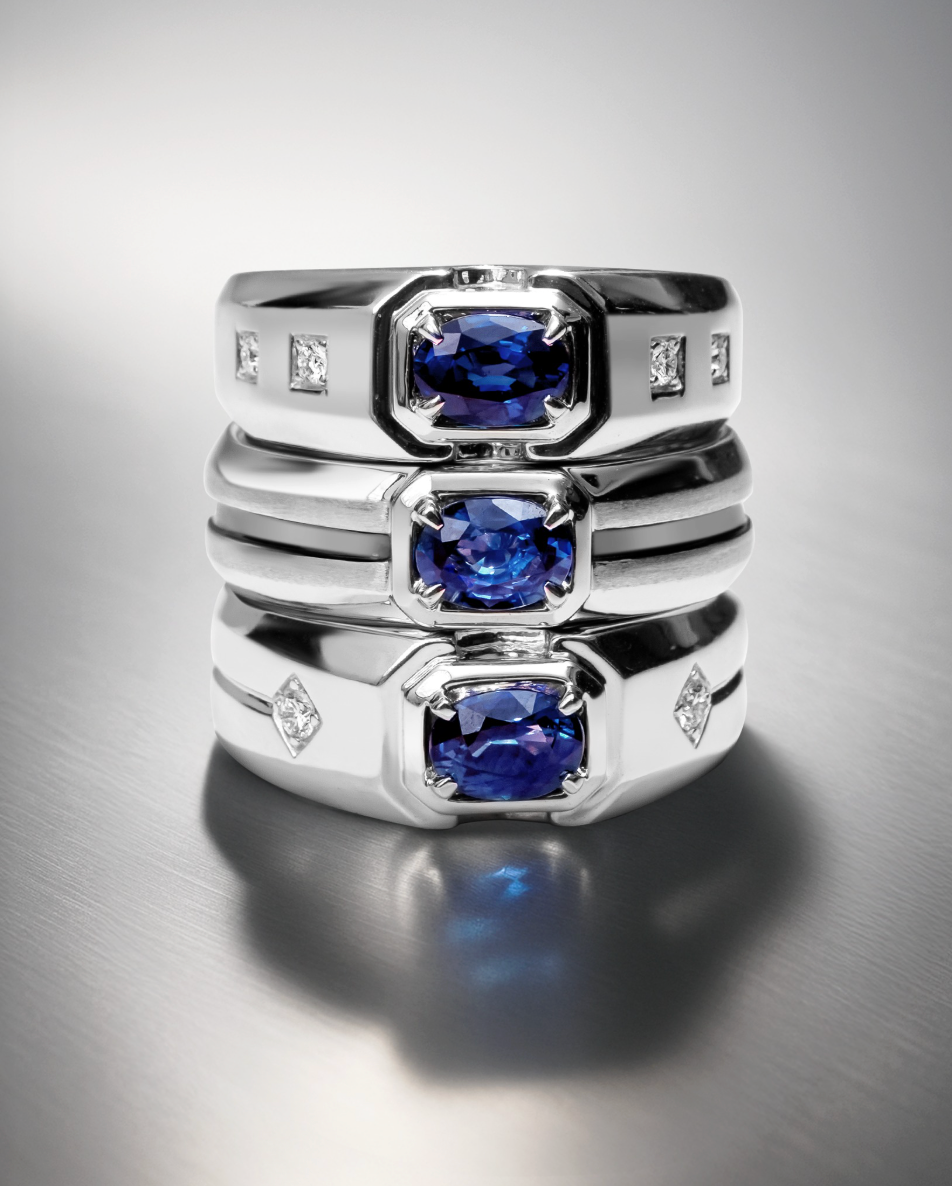 Cincin Safir Biru yang Berani, Simbol Maskulinitas dan Kebijaksanaan Abadi.