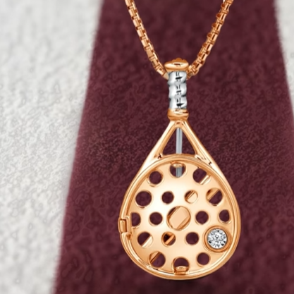 Liontin Bros Frank & co. untuk Si Hobi Padel