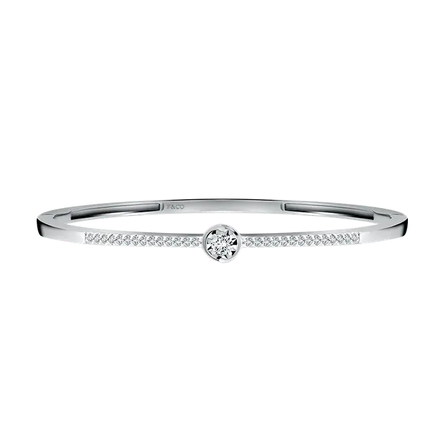 Gelang Tangan Wanita elegan dengan Model Bangle