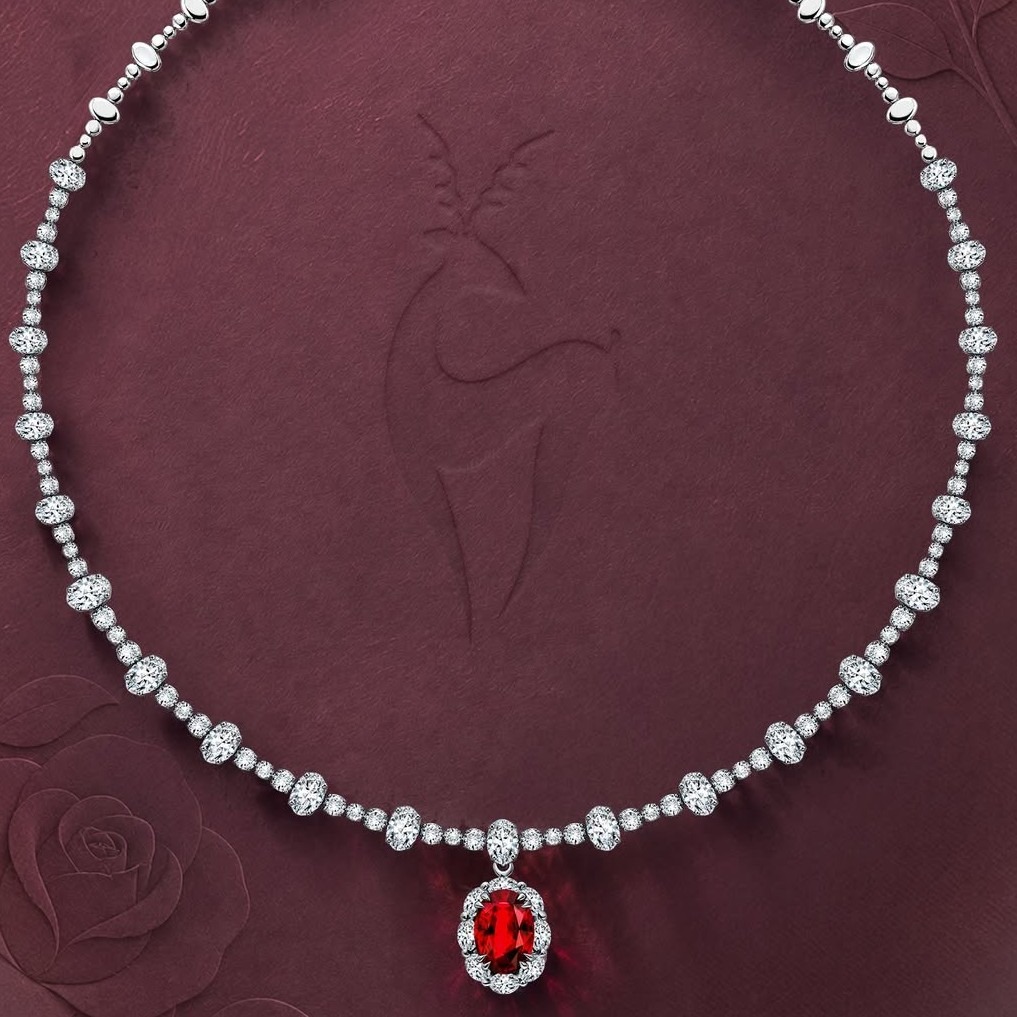Pesona Diamond and Ruby Necklace Frank & co. untuk Raisa