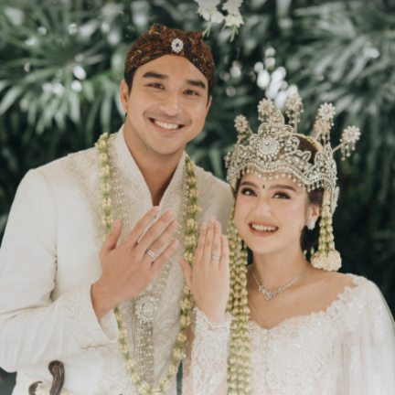 Pilihan Model Cincin Nikah Terbaru Salshabilla dan Ibrahim dari Frank & co.