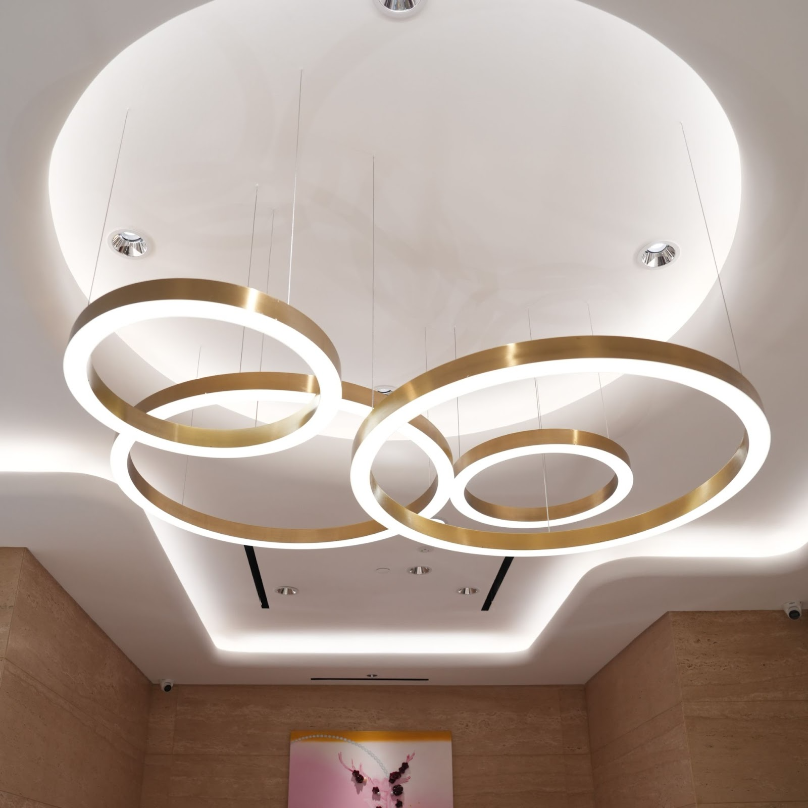 Lampu LED Concentric Shape Elegan untuk Pencahayaan Ruang Minimalis