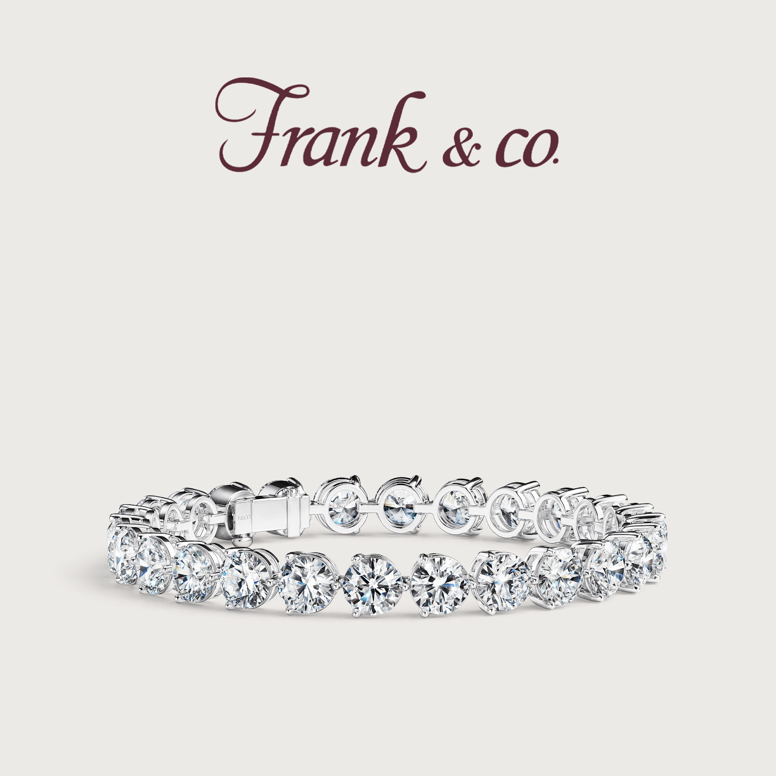 Keindahan Tennis Bracelet dari Frank & co. Temani Momen Liburan Anda