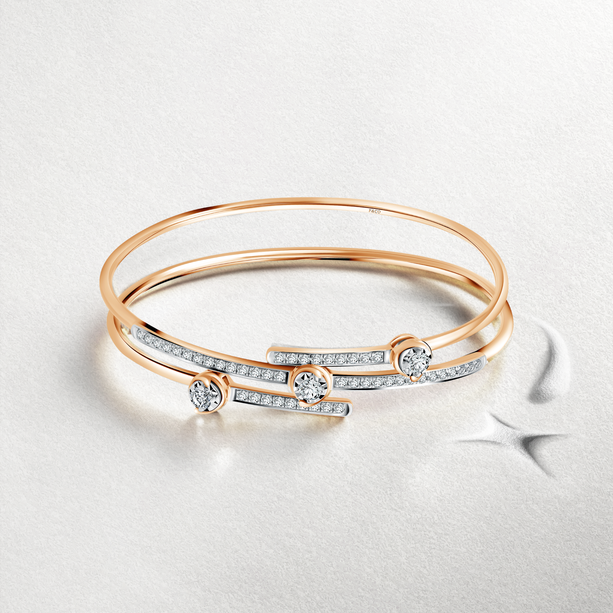 Momen pernikahan semakin istimewa dengan kilau gelang bangle yang sempurnakan penampilan