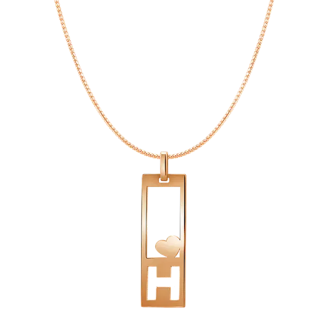 Koleksi Liontin Emas Frank Me Frank & co. dengan Detail Inisial Huruf dalam Box Elegan