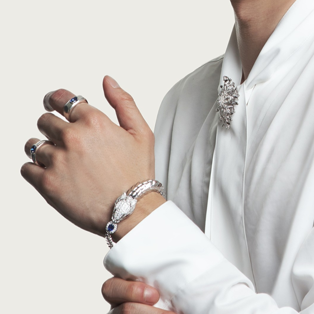 Gelang Pria Elegan untuk Suami Sebagai Hadiah Spesial yang Dapat Dikenakan Setiap Hari