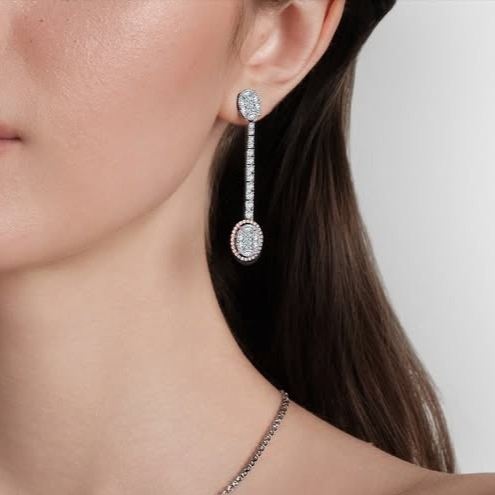 Momen Pernikahan Makin Sempurna dengan Kilau Diamond Earrings yang Mewah dan Standout