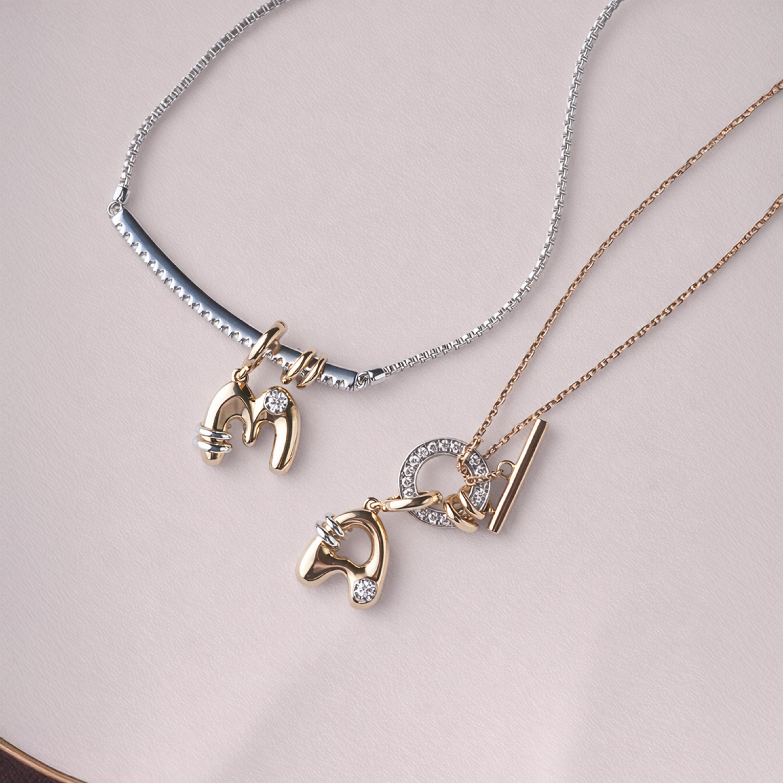 Harga Kalung Frank & co. See The Light dan Cerita di Balik Desainnya