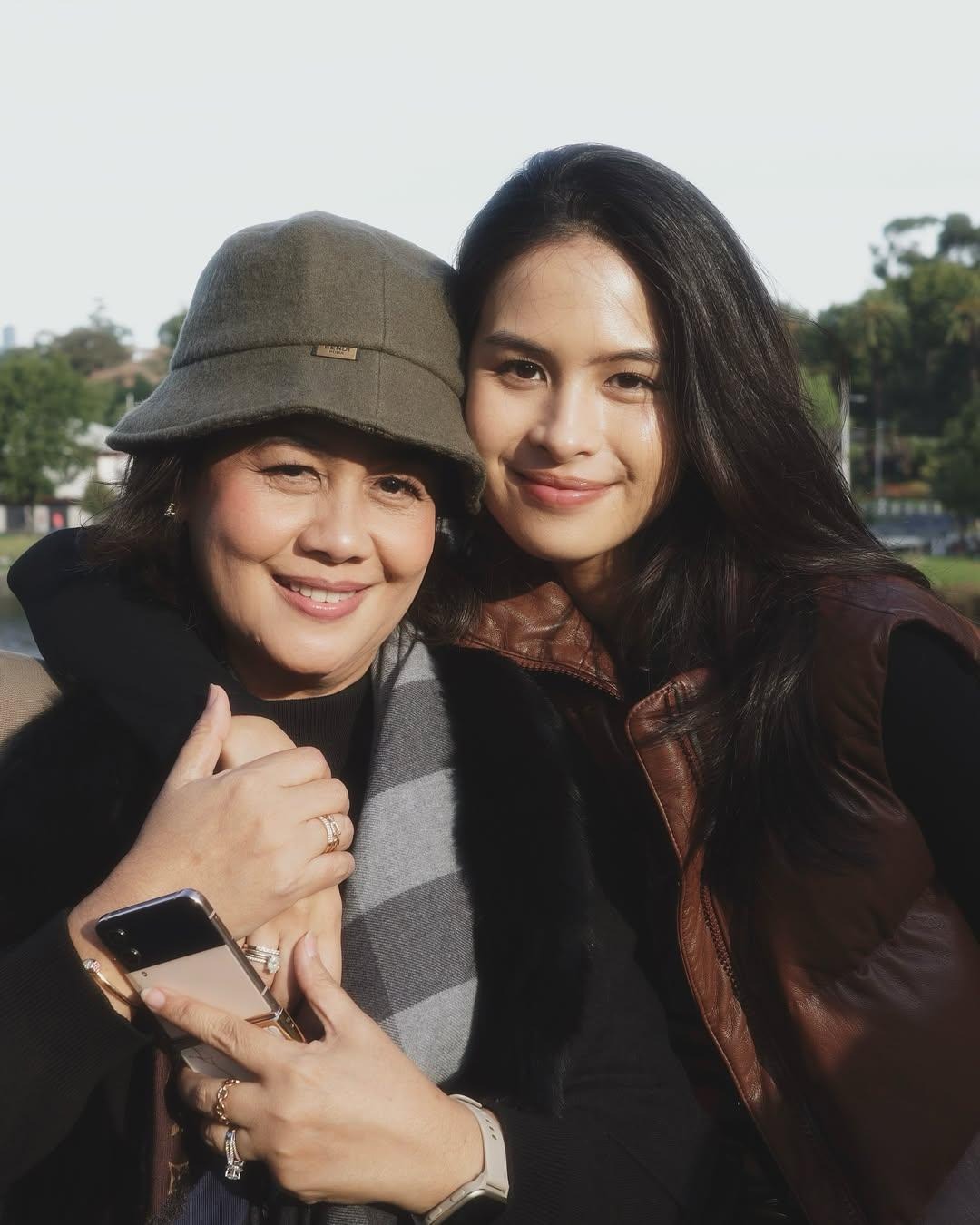 Perhiasan Sebagai Simbol Kasih Sayang yang Tulus Untuk Ibu