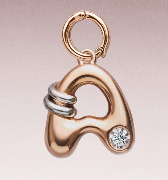 Liontin Inisial A Rose Gold Diamond untuk Hadiah Valentine Romantis