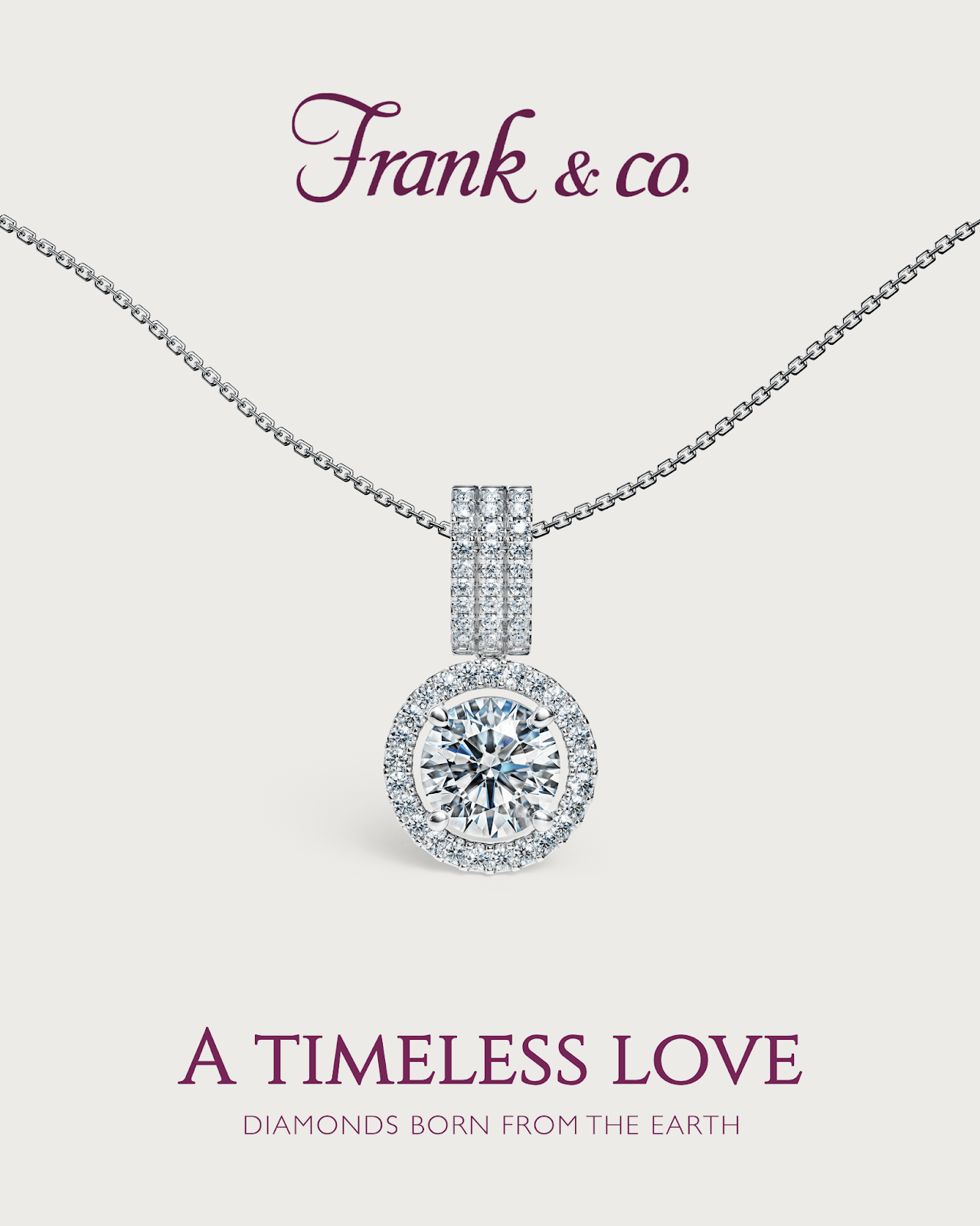 Rayakan Momen New Year Party dengan Kalung Berlian Mewah Ini