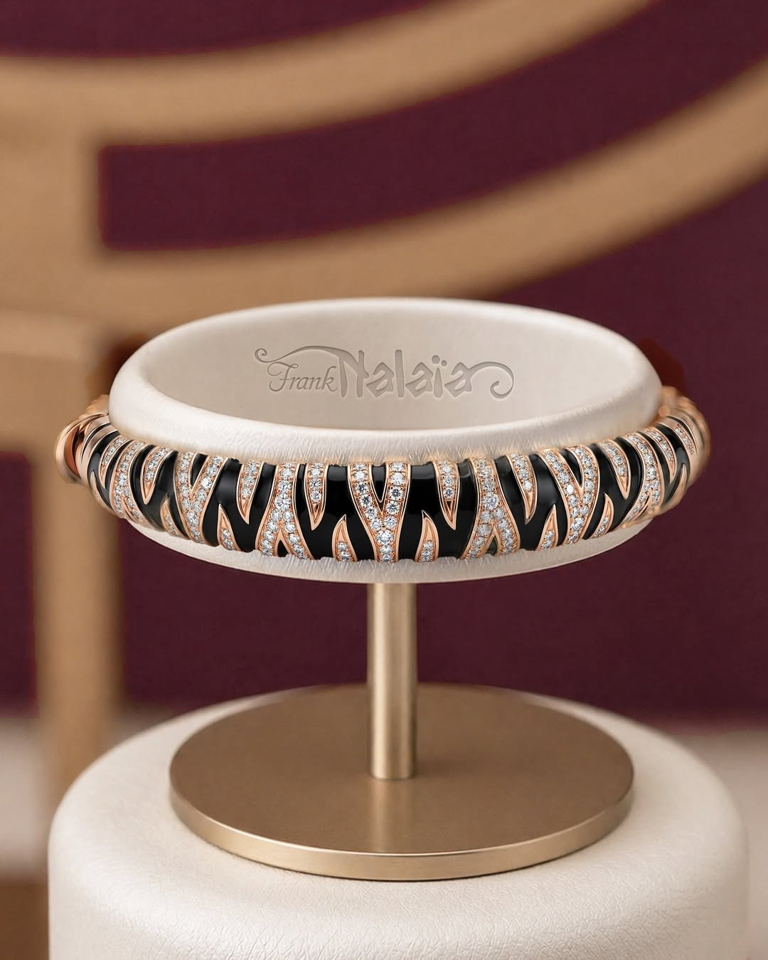 Bangle The Nalaia yang Hadir Kembali di Frank & co.