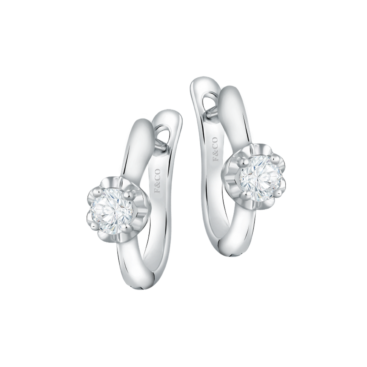 Temukan Kado Ulang Tahun untuk Ibu Berupa Frank Fire Earrings