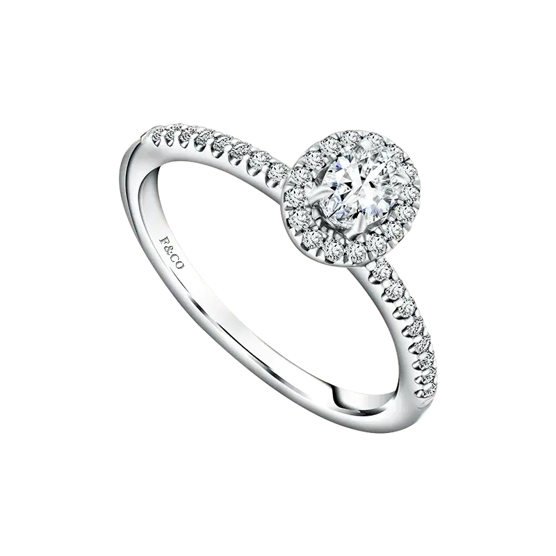 Natural Diamond Engagement Ring dengan Desain Timeless dari Love Poetry