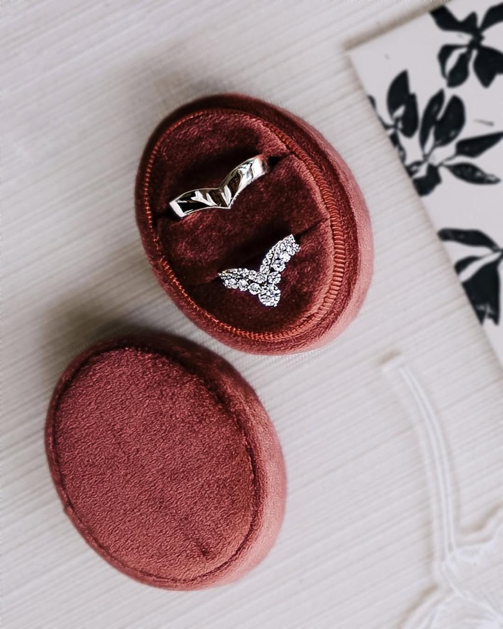 Cincin V-Shaped Mewah untuk Bunga Citra Lestari