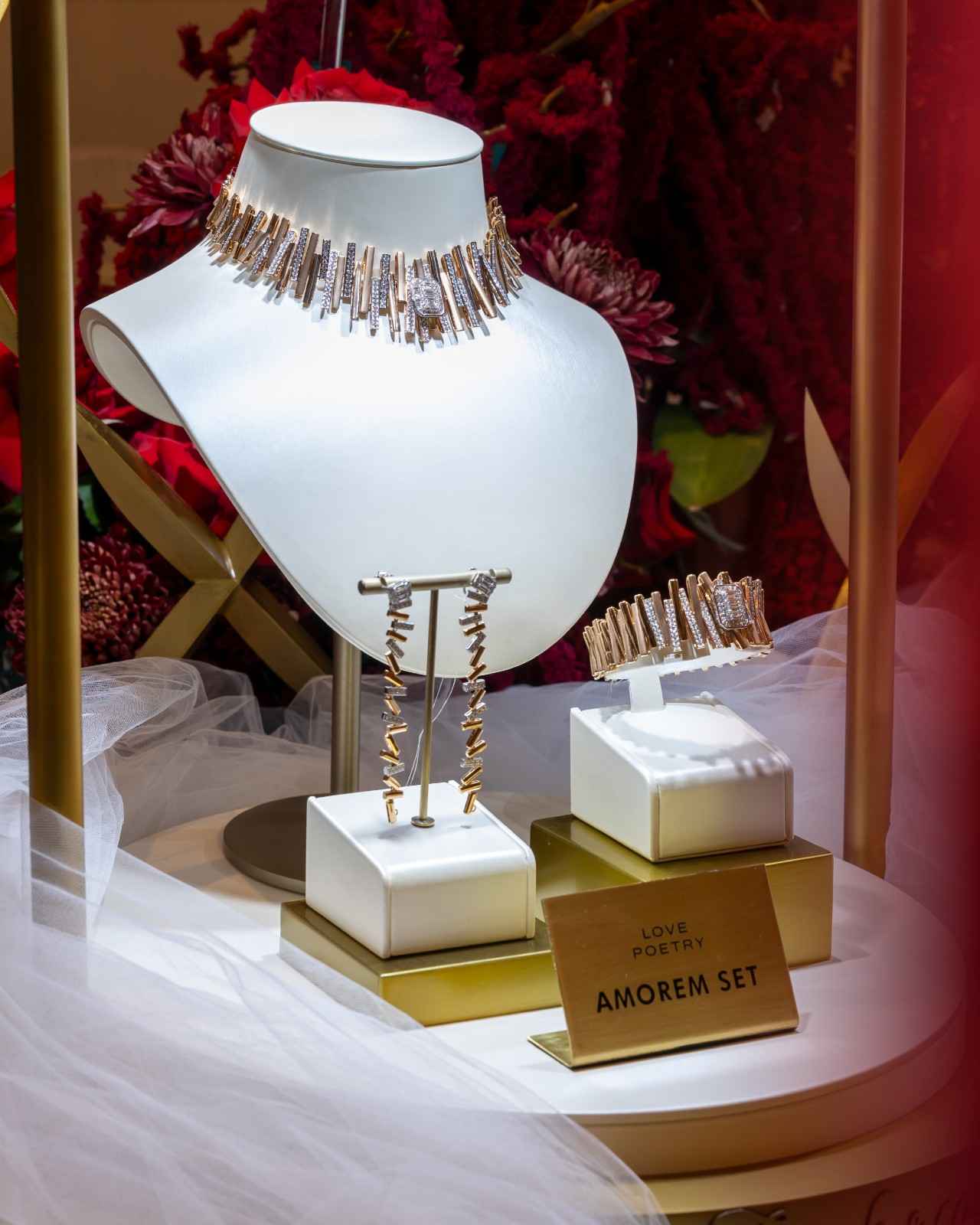 Frank & co. x Monica Ivena Hadirkan Luxury Set Jewelry untuk Koleksi Love Poetry