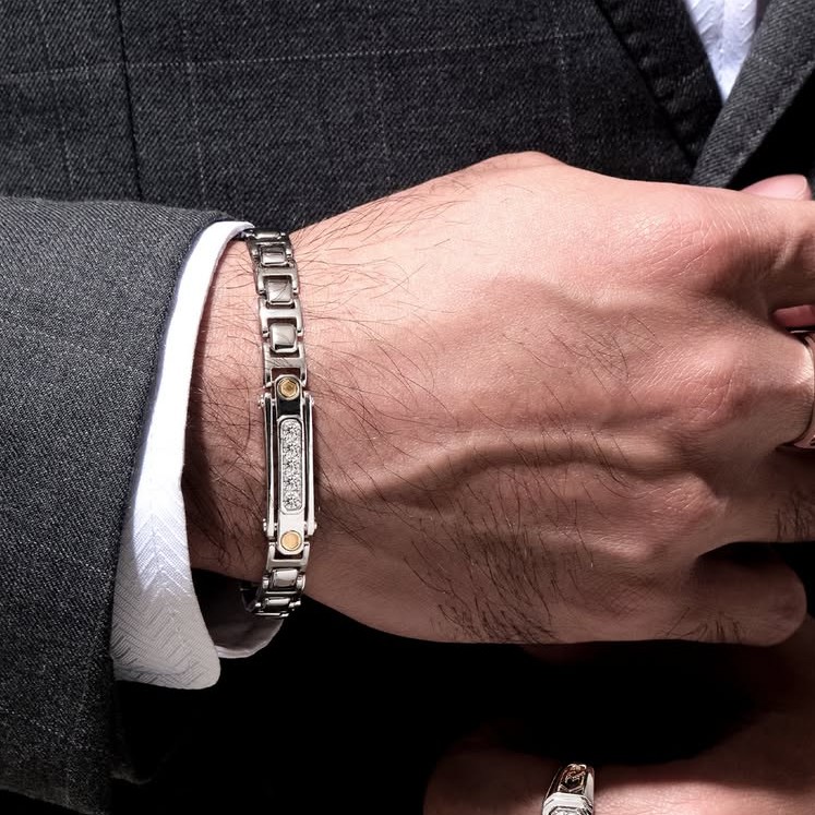 Pesona Bracelet for Men dari Frank & co. untuk Ayah Tercinta