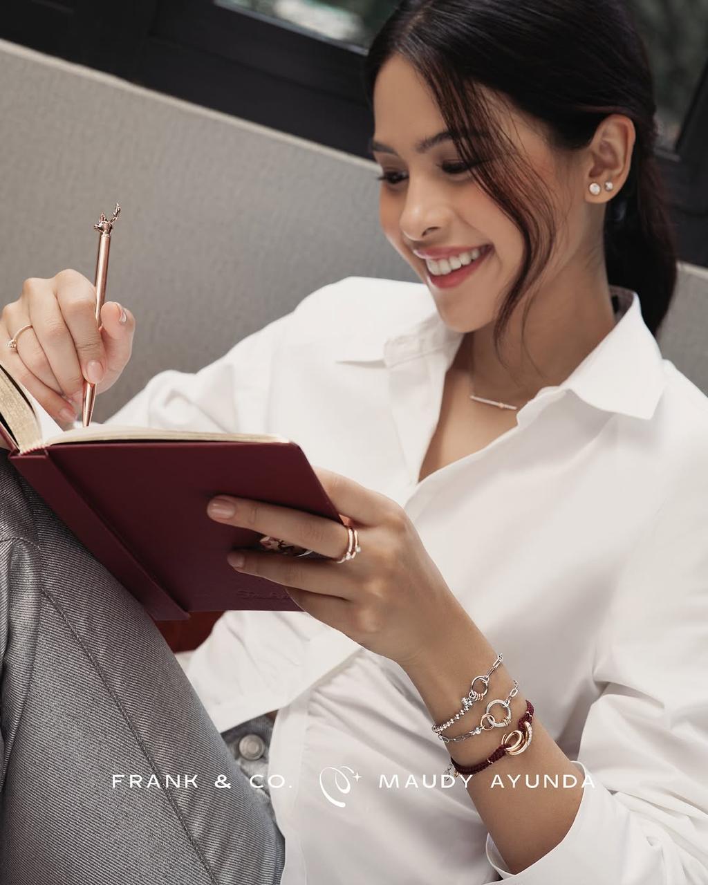 Maudy Ayunda di Campaign Frank & co. You Are A Diamond
