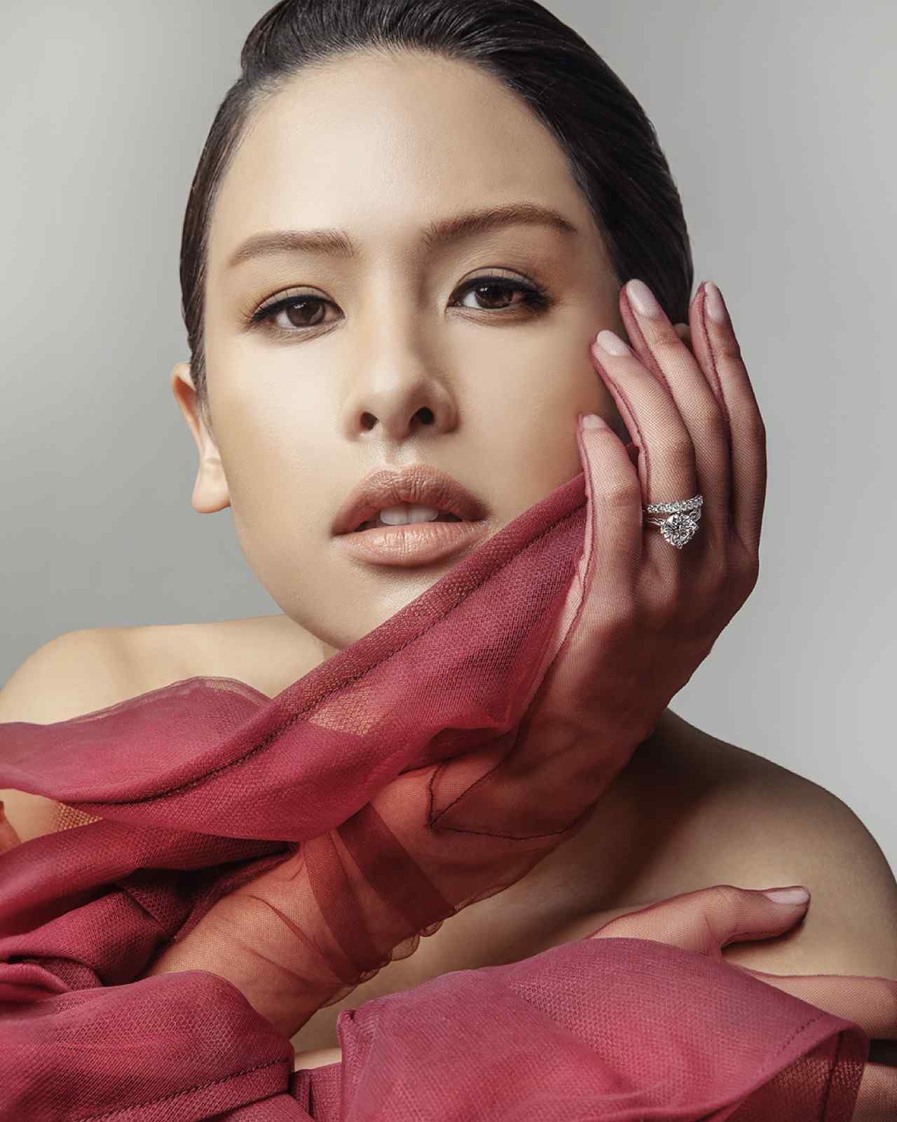 Maudy Ayunda dengan Perhiasan Frank & co.’s yang Menawan