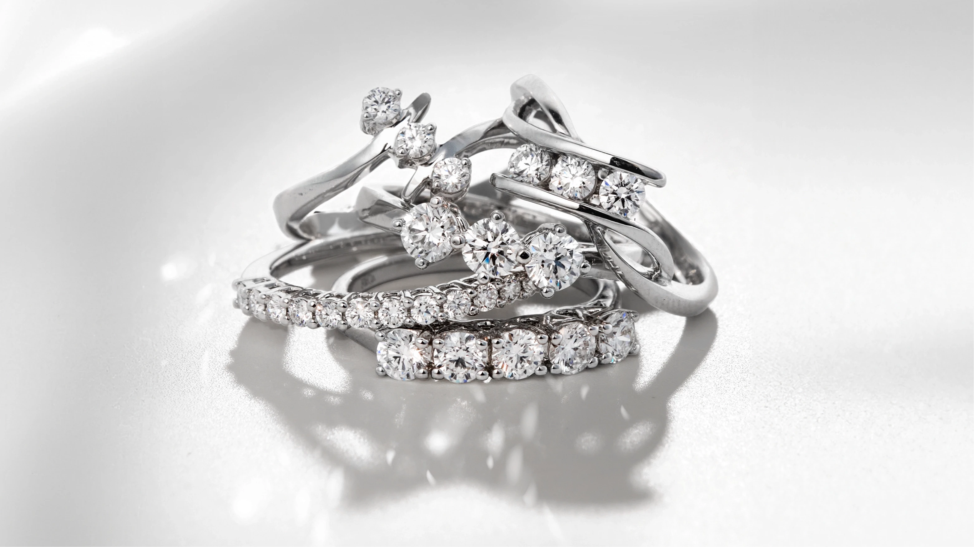 Exclusive Natural Diamond Rings with Modern & Timeless Designs