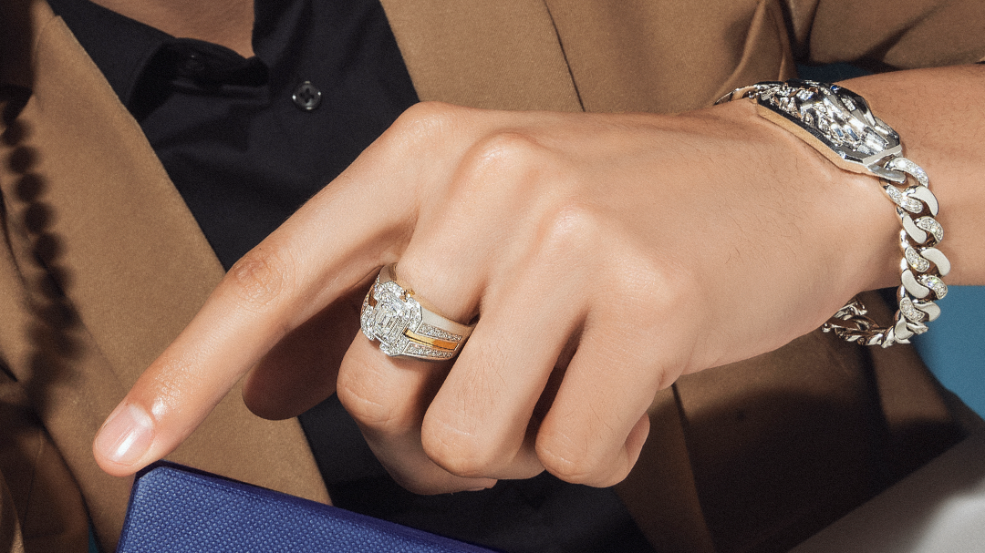 Tampilan Men&rsquo;s Bracelet dari MONDIAL