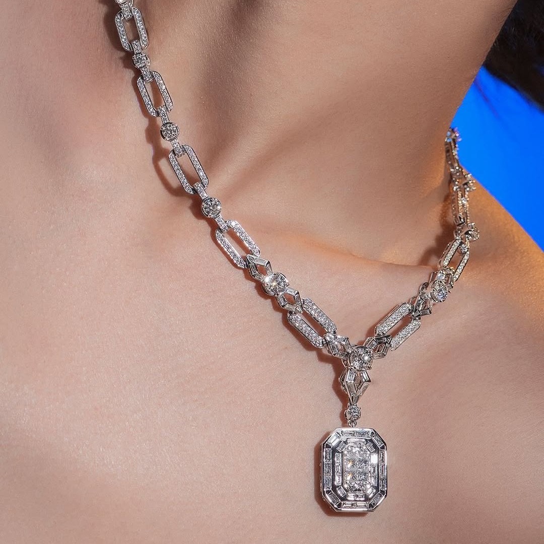 Sempurnakan Penampilan dengan Kalung Berlian MONDIAL Dreams