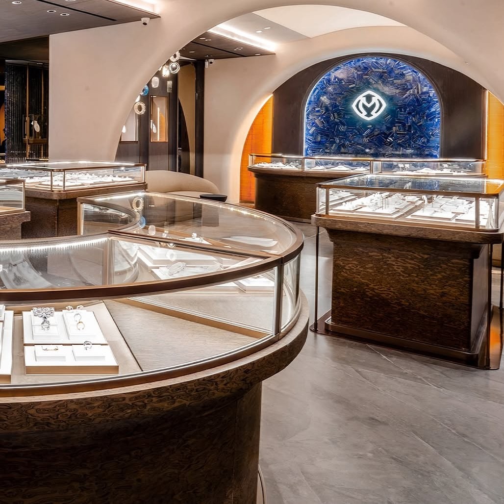 Luxury Brands in Indonesia dengan Konsep Butik MONDIAL yang Modern, Elegan, dan Immersive