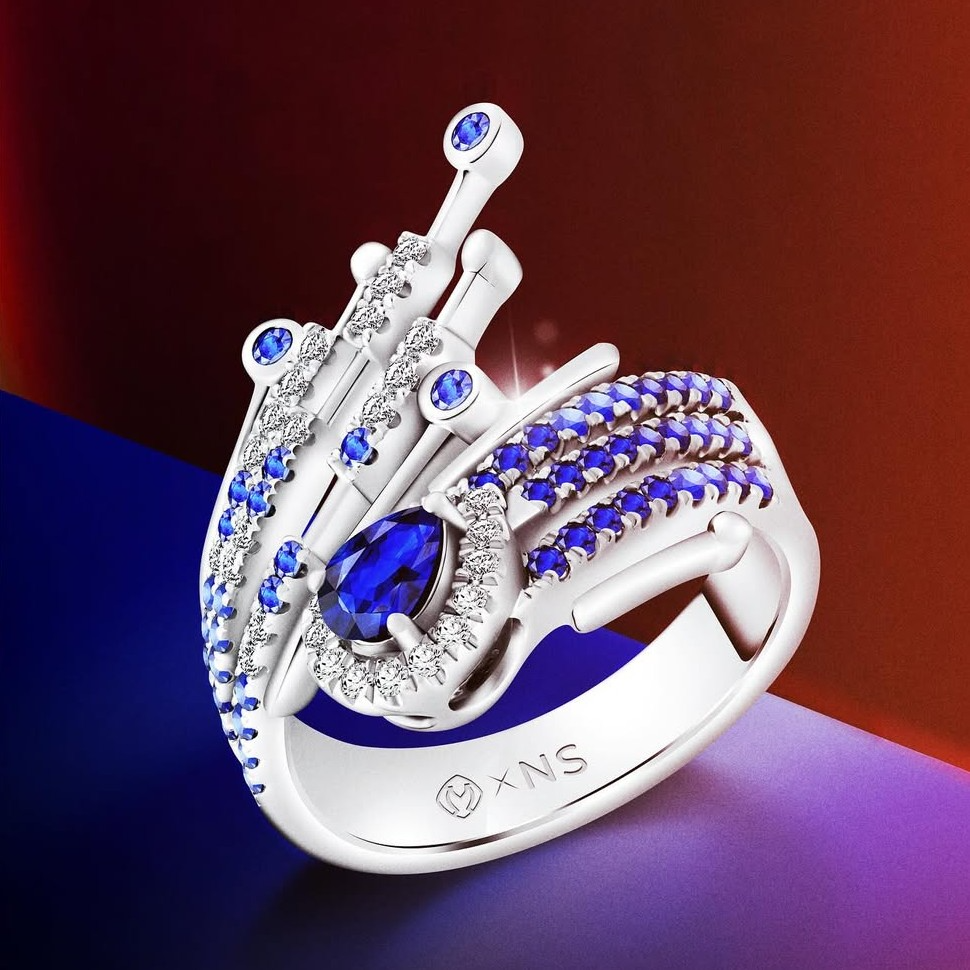 Kemewahan Blue Sapphire Ring dengan Berlian dari MONDIAL Precious Fire