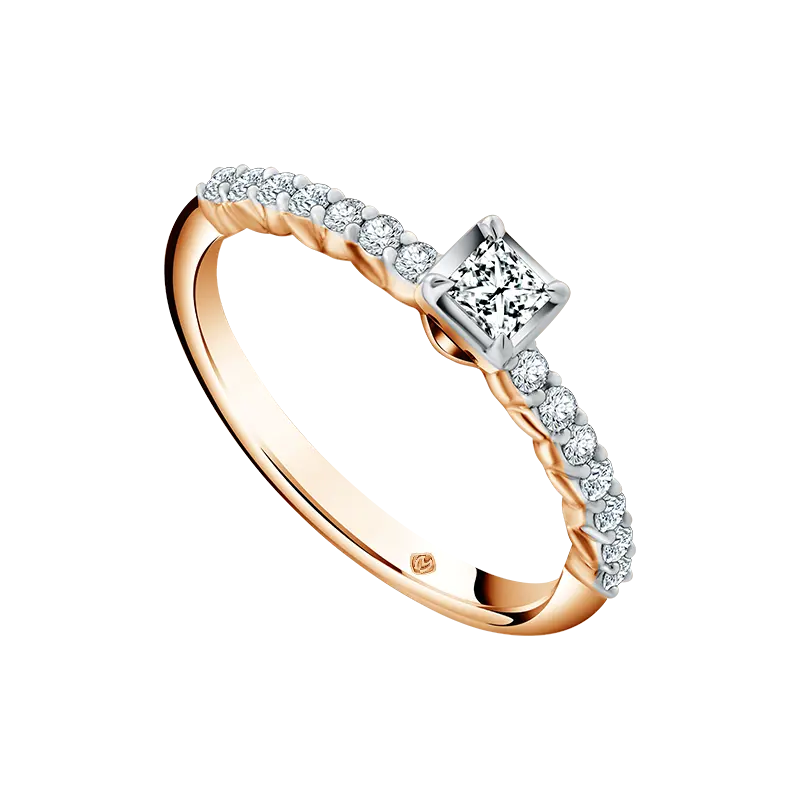 I Said MONDIAL Princess Cut Diamond Ring dengan Desain Statement yang Modern