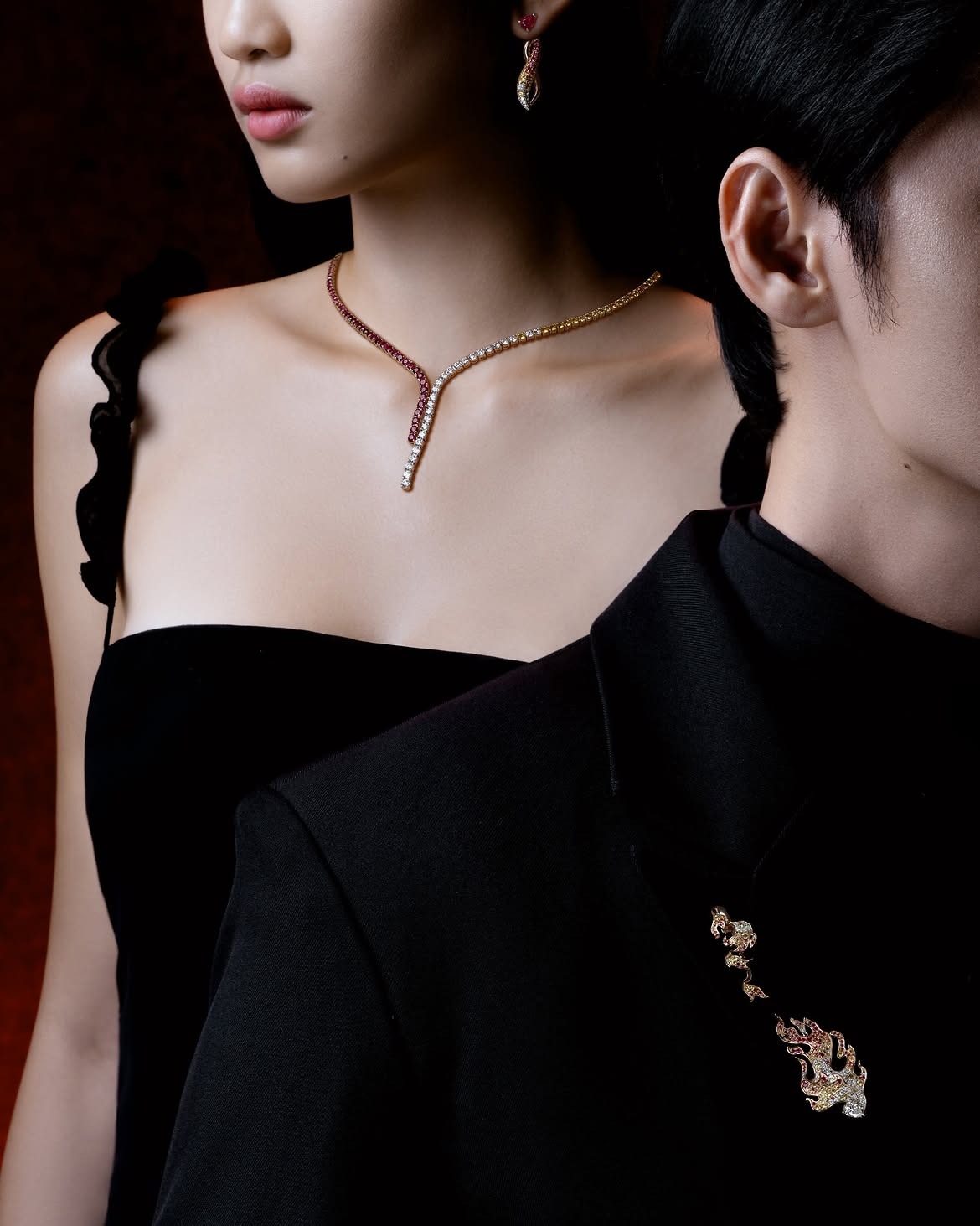 Kalung Berlian MONDIAL Precious Fire Mewah dengan Natural Diamonds dan Ruby