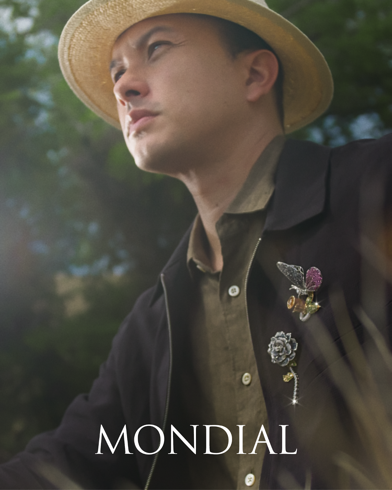 Kemewahan Brooch Berlian dan Precious Stones yang Dipakai Nicholas Saputra