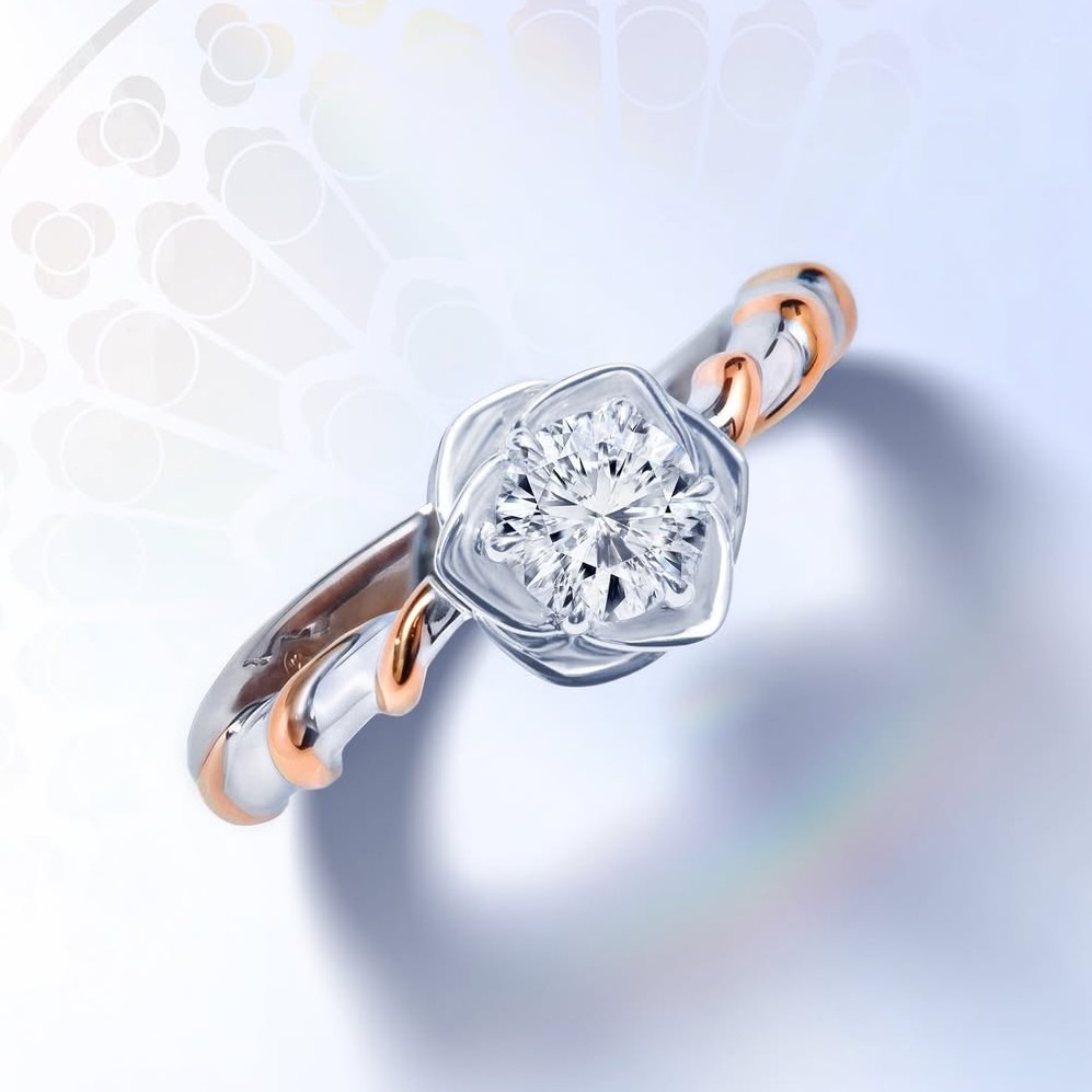 Detail Cincin Wanita Brilliant Rose dengan Berlian 66 Facets yang Radiant