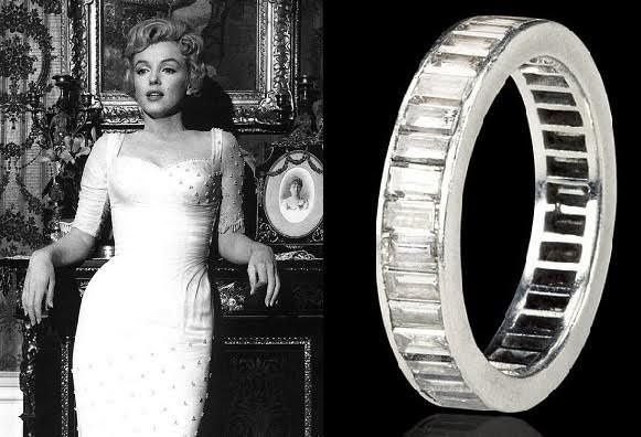 Keindahan Wedding Ring Dengan Baguette Diamond
