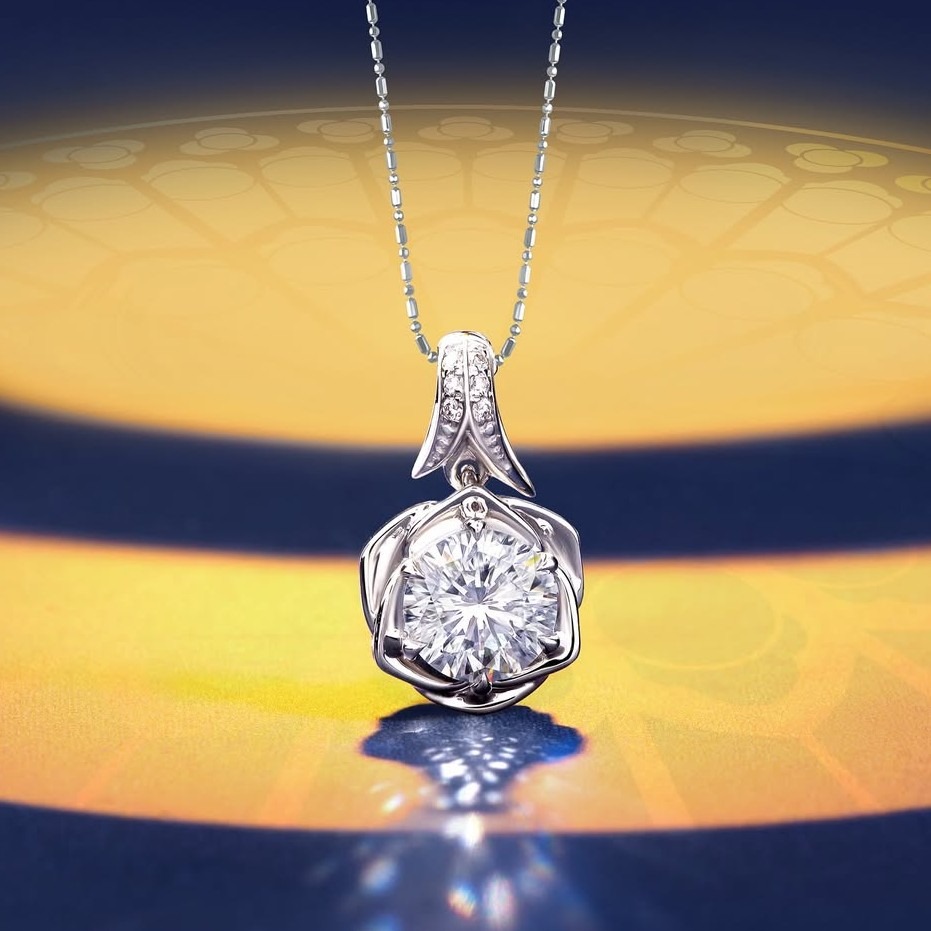 Keindahan Berlian Brilliant Rose pada Koleksi Branded Diamond MONDIAL