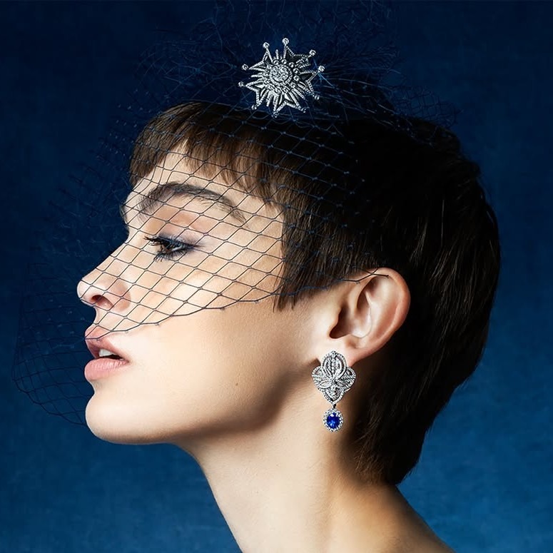 Lengkapi Gaya Mewah dengan Anting-Anting MONDIAL Realms