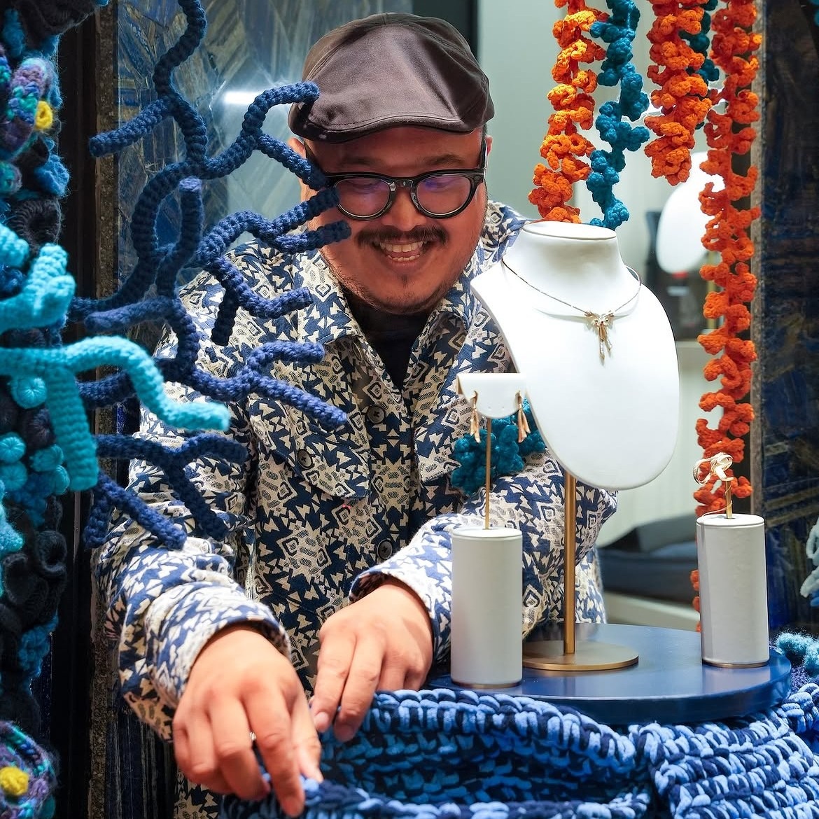 Instalasi Seni MONDIAL Dreams dengan Mangmoel di Butik MONDIAL Plaza Indonesia