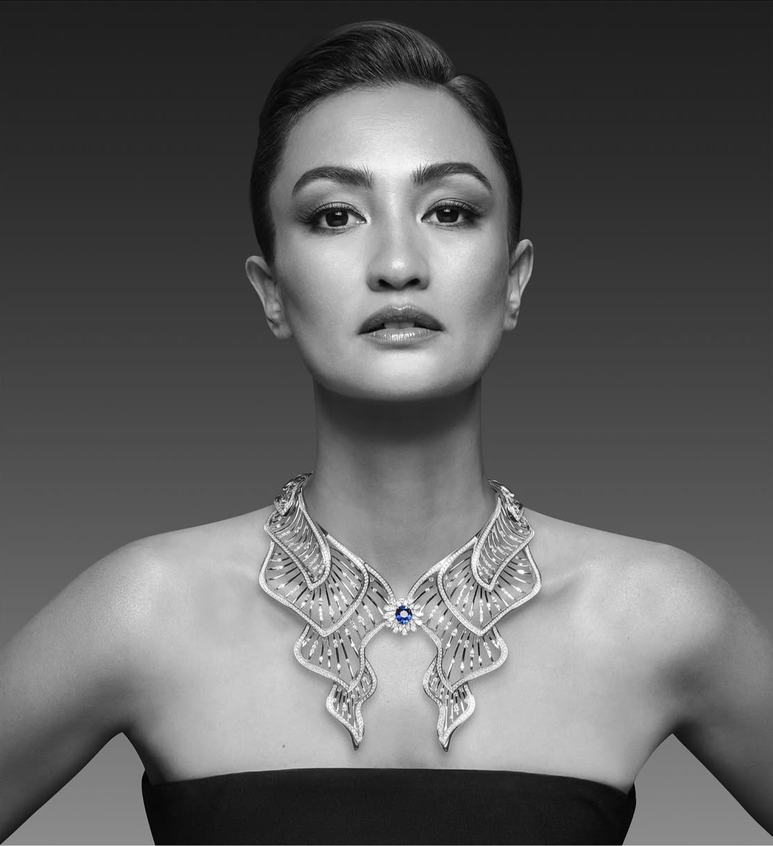 Diamond Jewelry Gala Collection dengan Desain Mewah yang Merayakan Perempuan