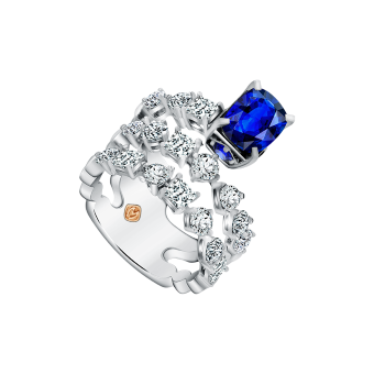 Cincin Bertatahkan Berlian dan Safir Biru dari MONDIAL	Precious Lavesa