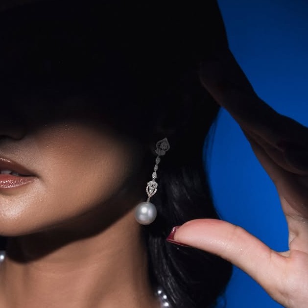 Pesona Pearl Earrings MONDIAL yang Memikat dan Berkualitas Tinggi