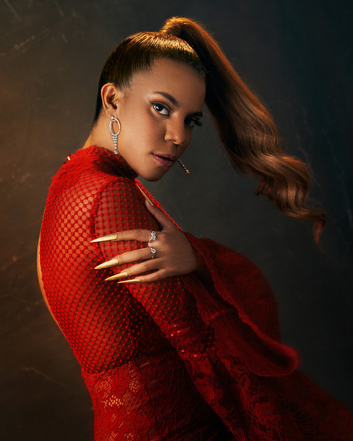 Nowela-Mikhelia-01-copy