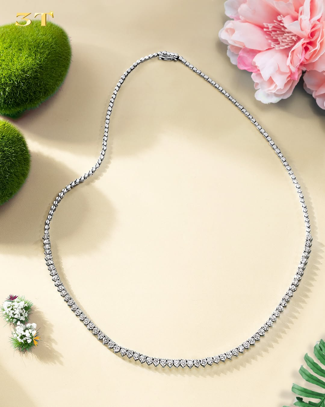 Mewahnya Kalung Tennis dengan Deretan Berlian