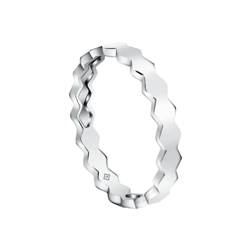 Simple and Sophisticate, Cincin Chalet Jadi Inspirasi Cincin Tunangan yang Unik