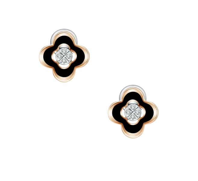 Pancarkan aura feminin lewat Anting Moela Modela Kembangmulia