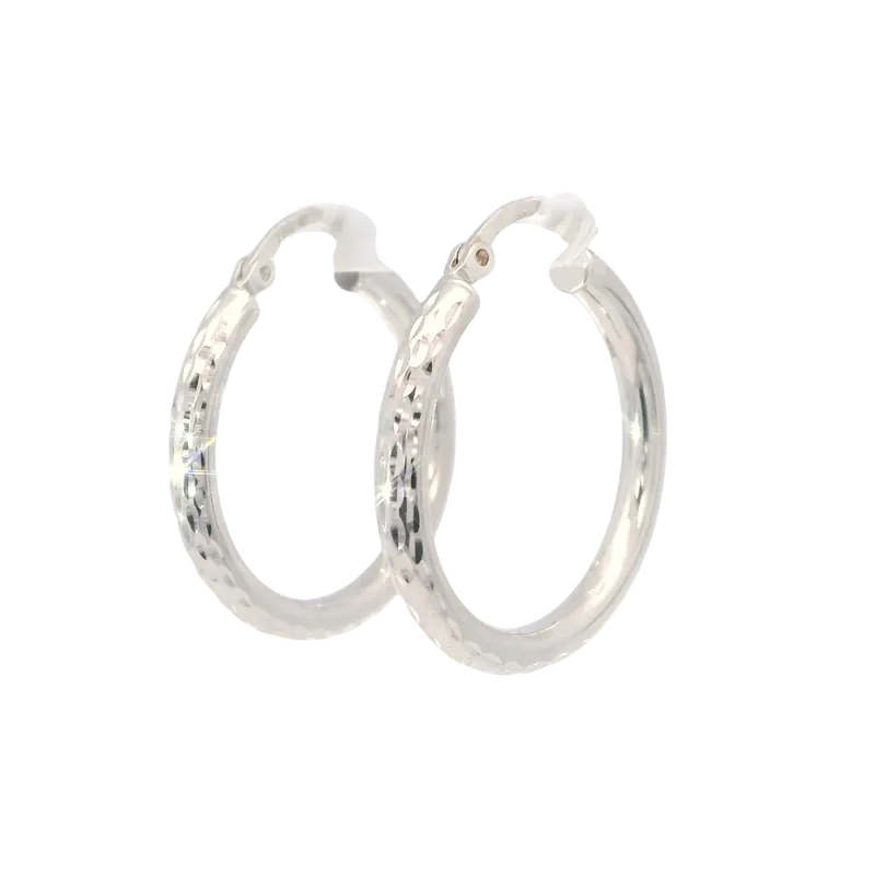 Anting Mahligai dengan Nuansa Modern dan Unik Model Hoop