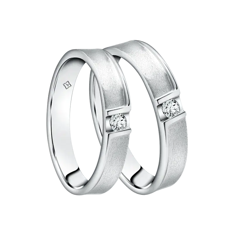 Detail Cincin Emas dengan Berlian Alami untuk Momen Lamaran yang Romantis