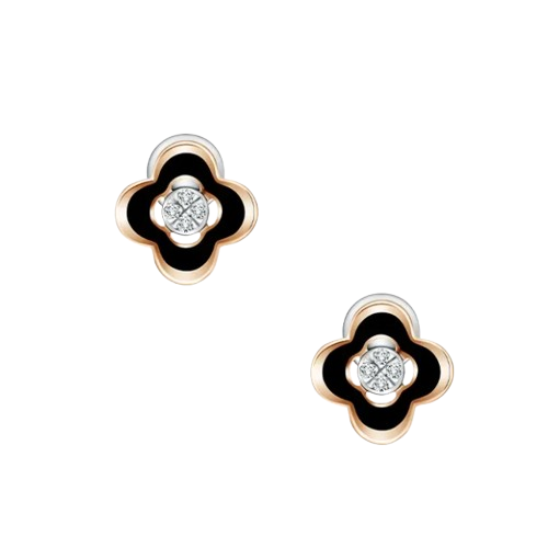 Tampil anggun dengan model anting emas timeless