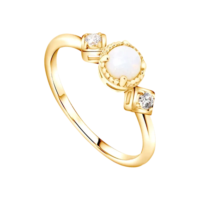 Snowdrop Solitaire Ring 9K untuk casual outfit